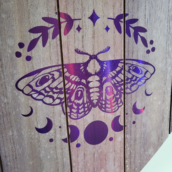 Lunar moth wooden wall decor - Picture 2 of 2